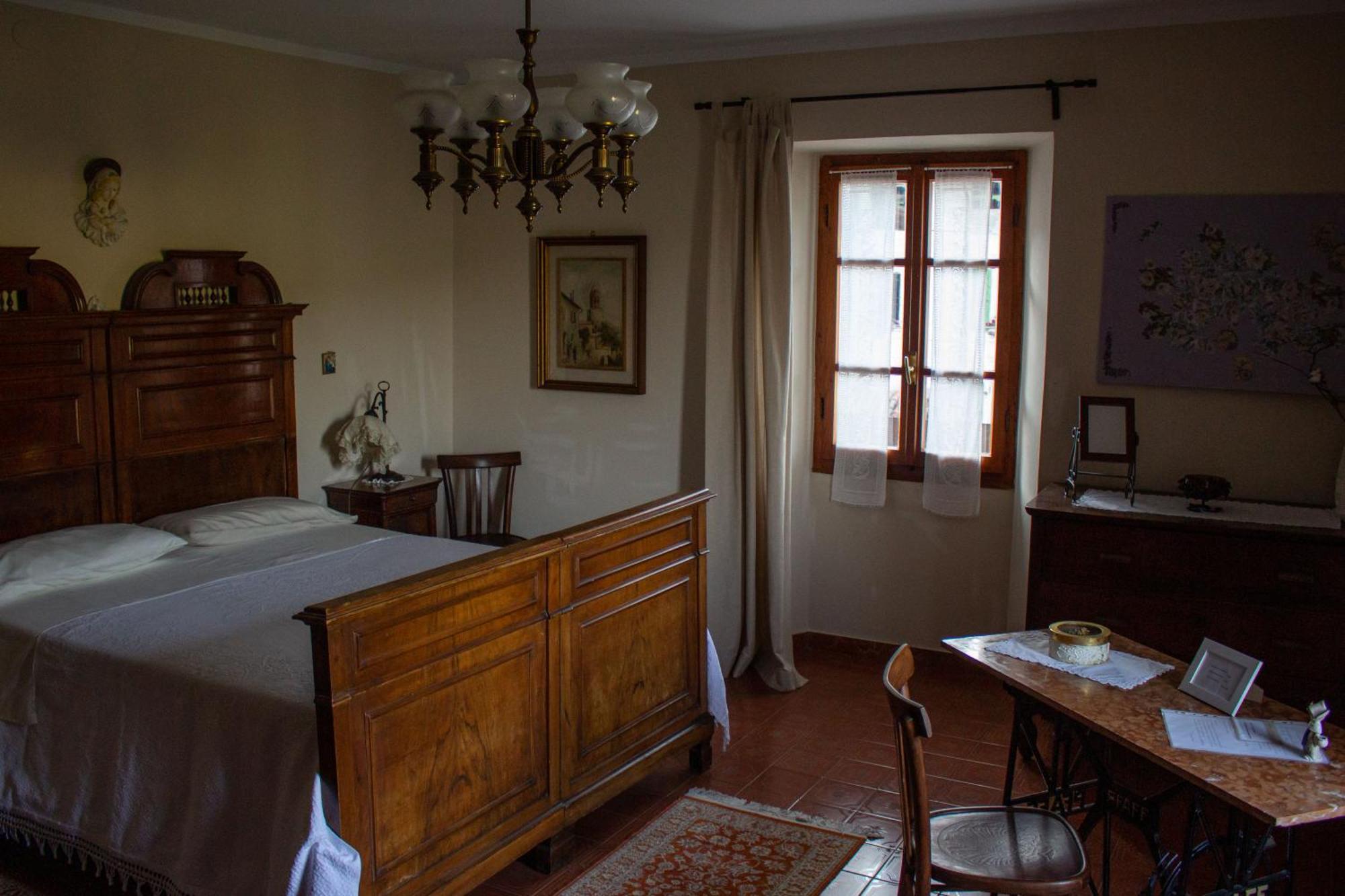 Vestone A Casa Di Gianni E Mari Bed & Breakfast エクステリア 写真