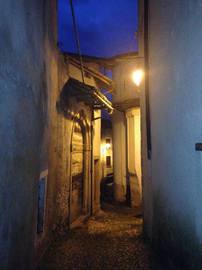 Vestone A Casa Di Gianni E Mari Bed & Breakfast エクステリア 写真
