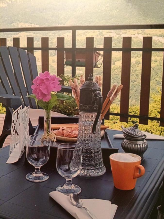 Vestone A Casa Di Gianni E Mari Bed & Breakfast エクステリア 写真